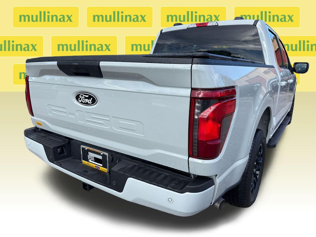 Used 2026 White Ford XLT image 4