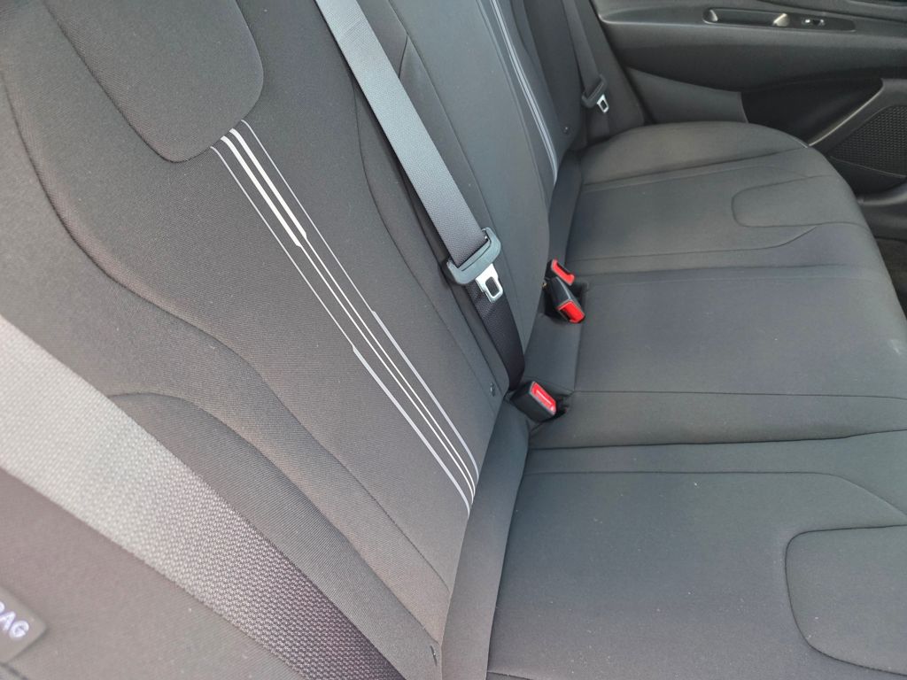 Thumbnail: 2025 Hyundai Elantra - 21