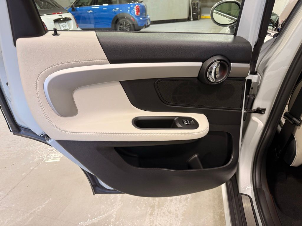 Thumbnail: 2023 MINI Cooper Countryman - 21