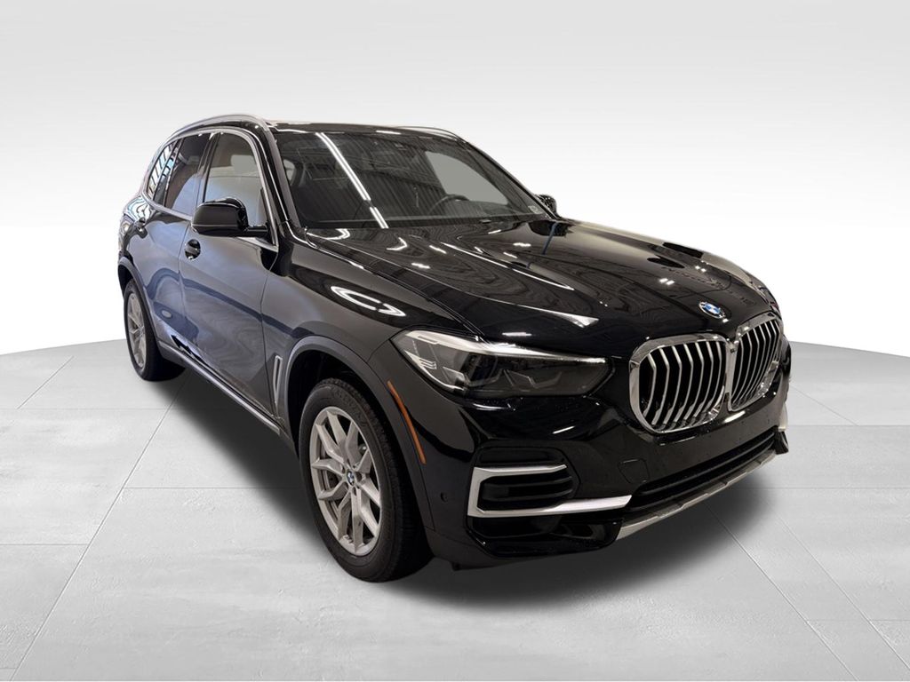 Thumbnail: 2022 BMW X5 - 7