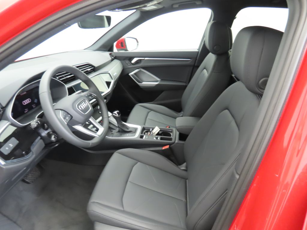 Thumbnail: 2025 Audi Q3 - 20