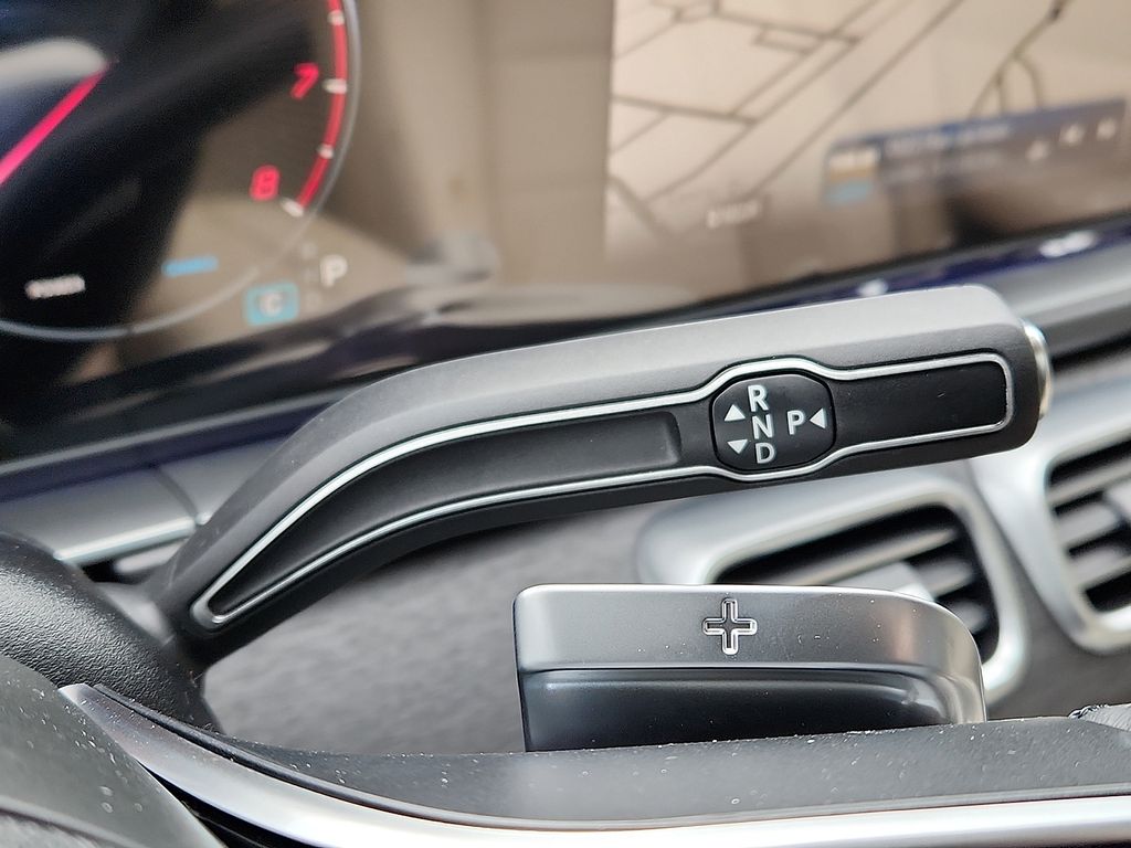 Thumbnail: 2026 Mercedes-Benz GLE - 10