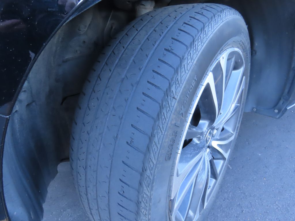 Thumbnail: 2020 Acura MDX - 14