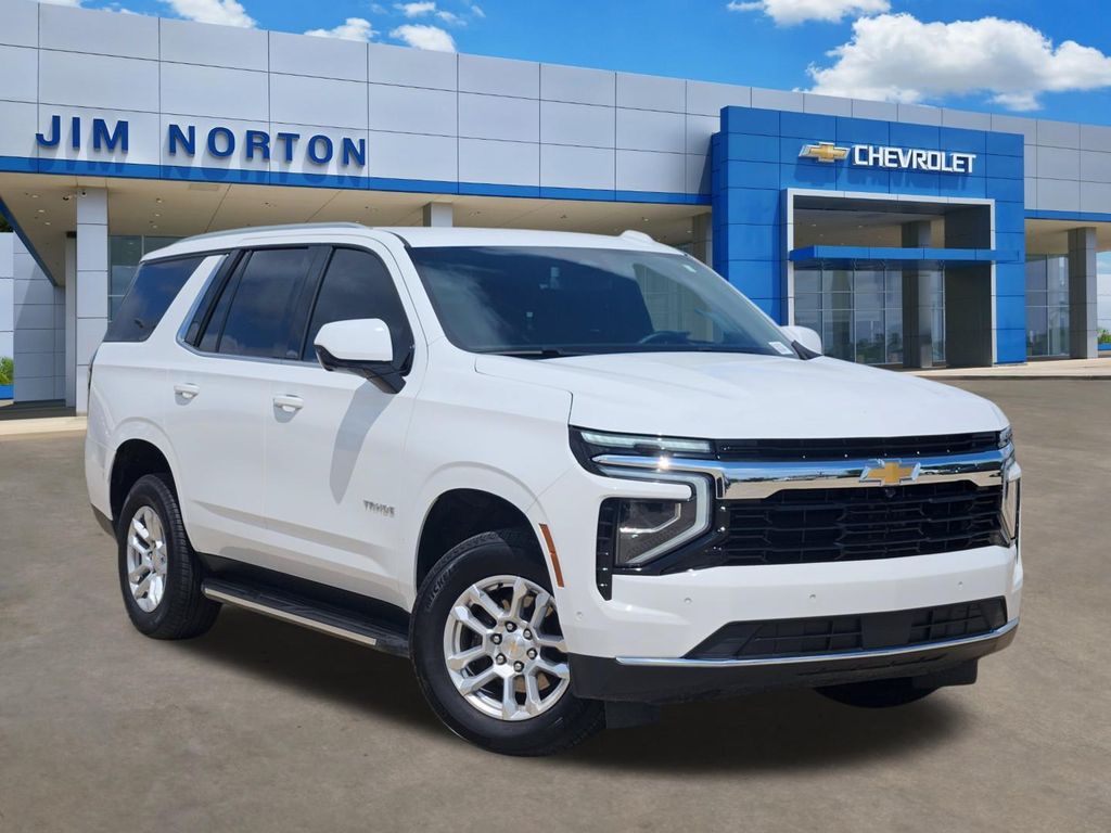Summit White 2025 Chevrolet Tahoe SUV / Crossover 4X2
