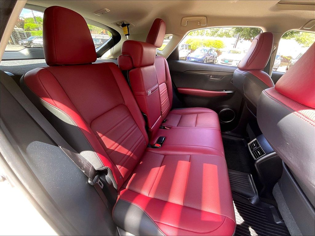 2021 Lexus NX — photo 16