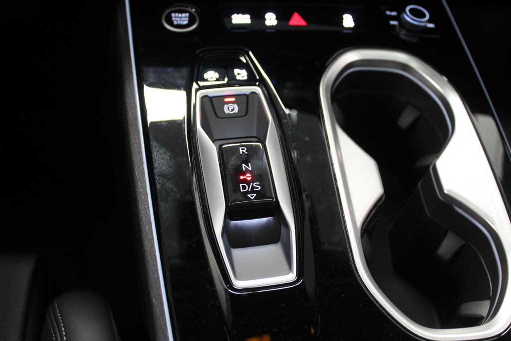 Thumbnail: 2026 Audi A6 - 15