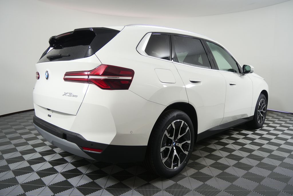 Thumbnail: 2026 BMW X3 - 3