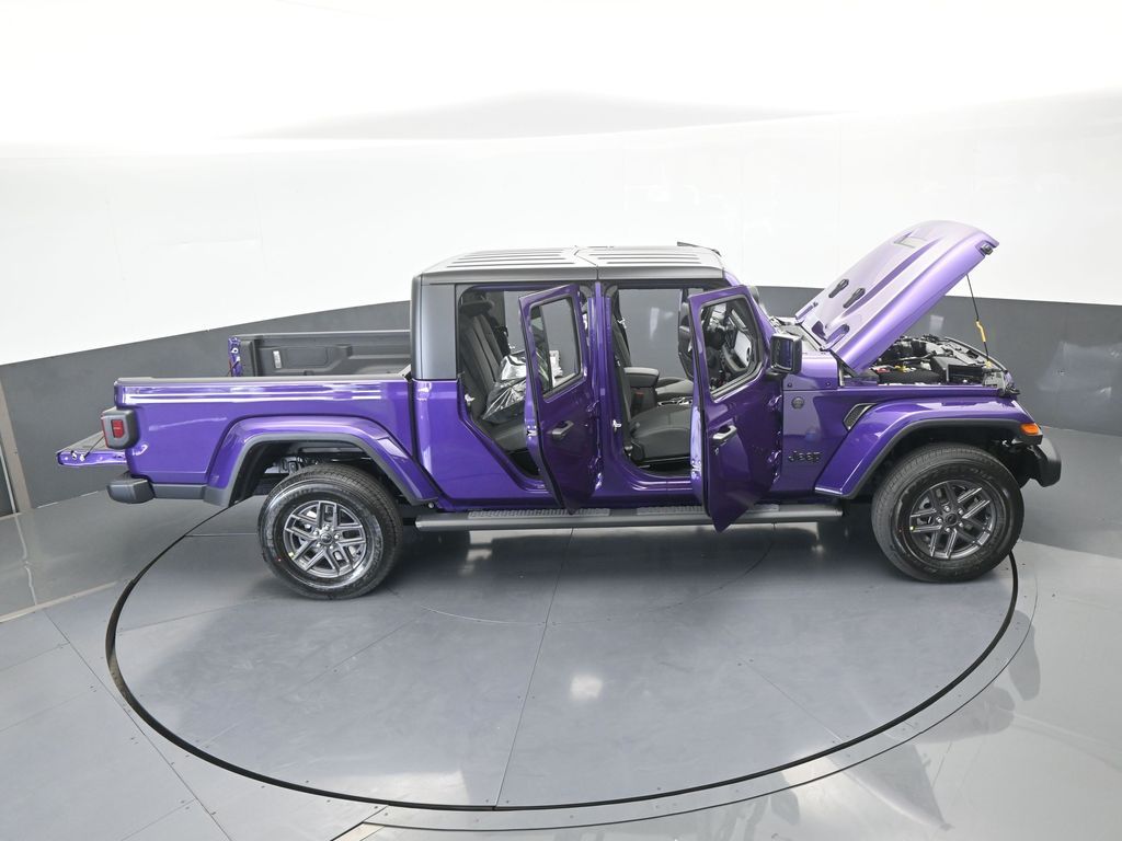 New 2026 reign Jeep Sport S image 61