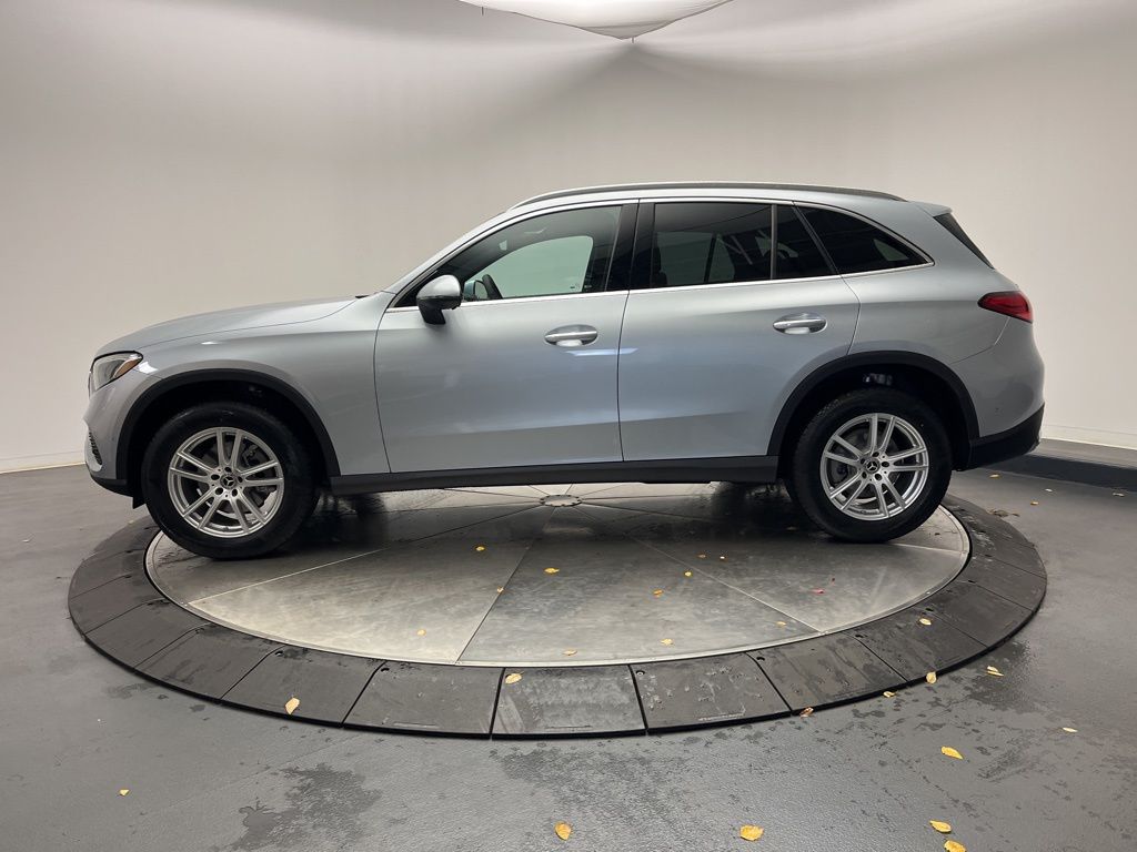 Thumbnail: 2026 Mercedes-Benz GLC - 4