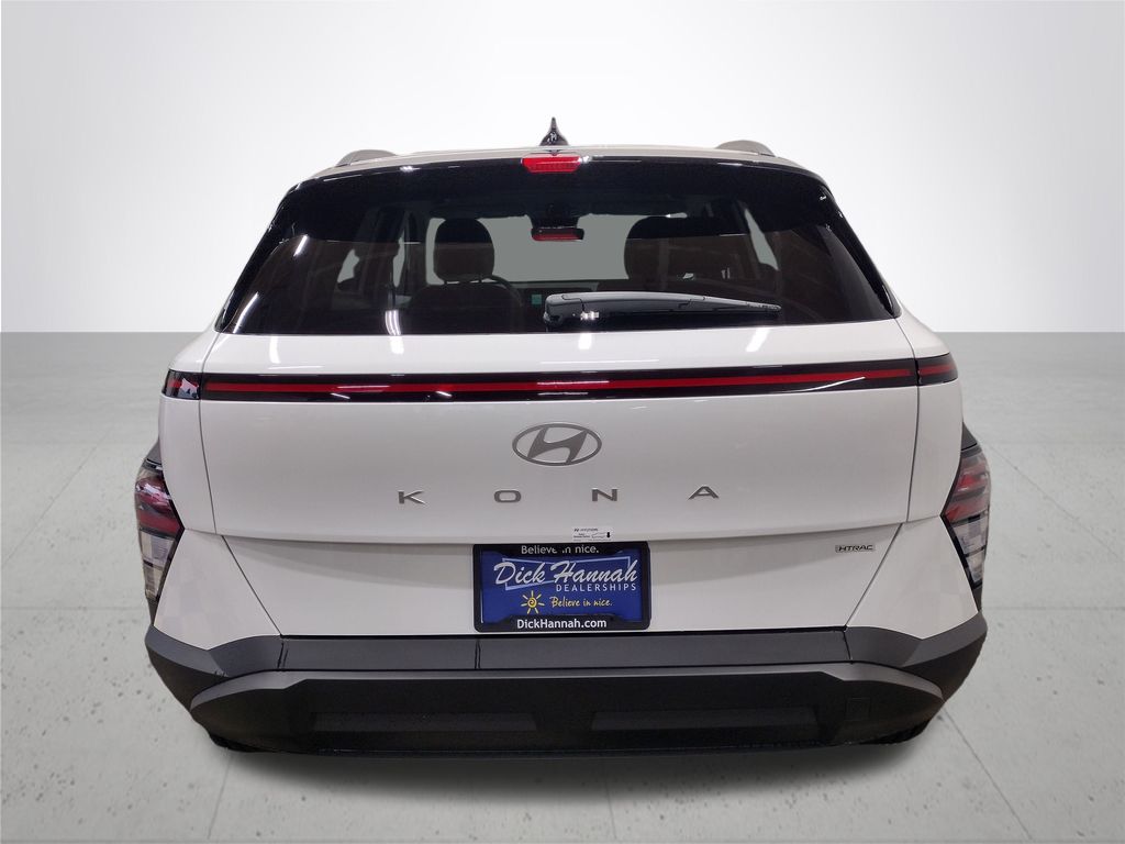 2026 Hyundai Kona SEL