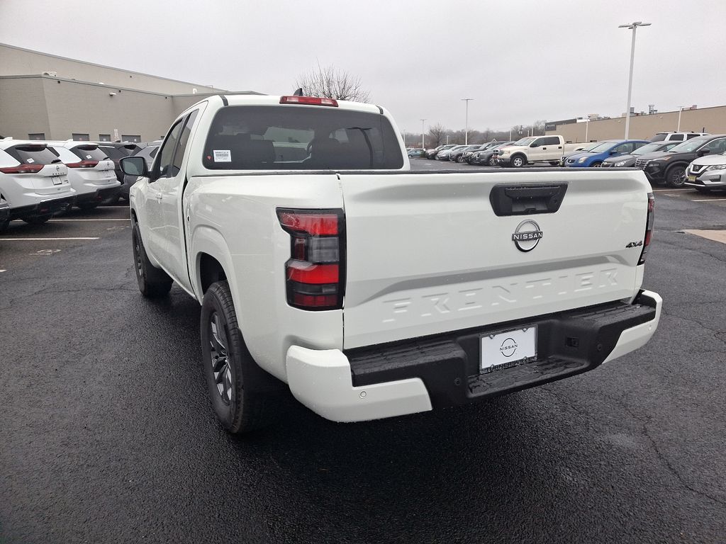 2025 Nissan Frontier SV 3