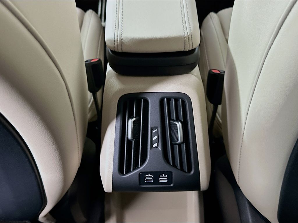 Thumbnail: 2025 BMW X1 - 24