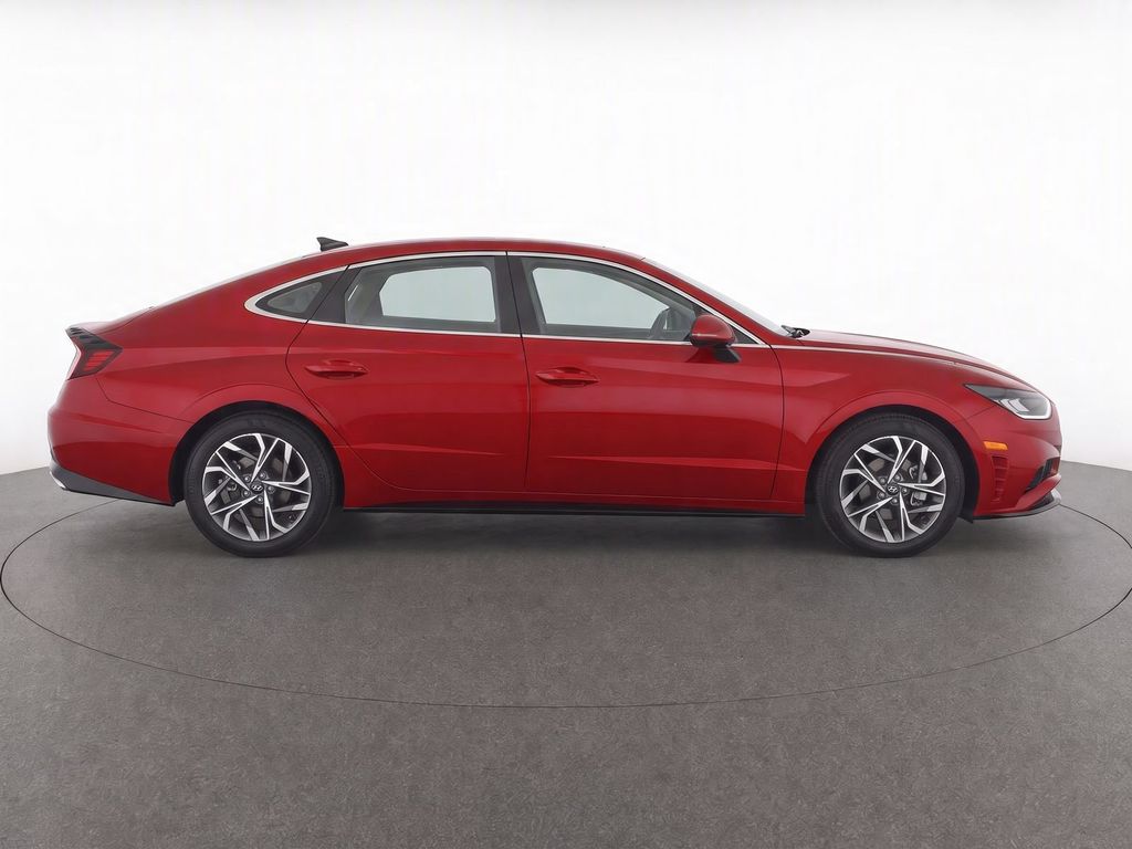 Used 2023 Red Hyundai SEL image 8