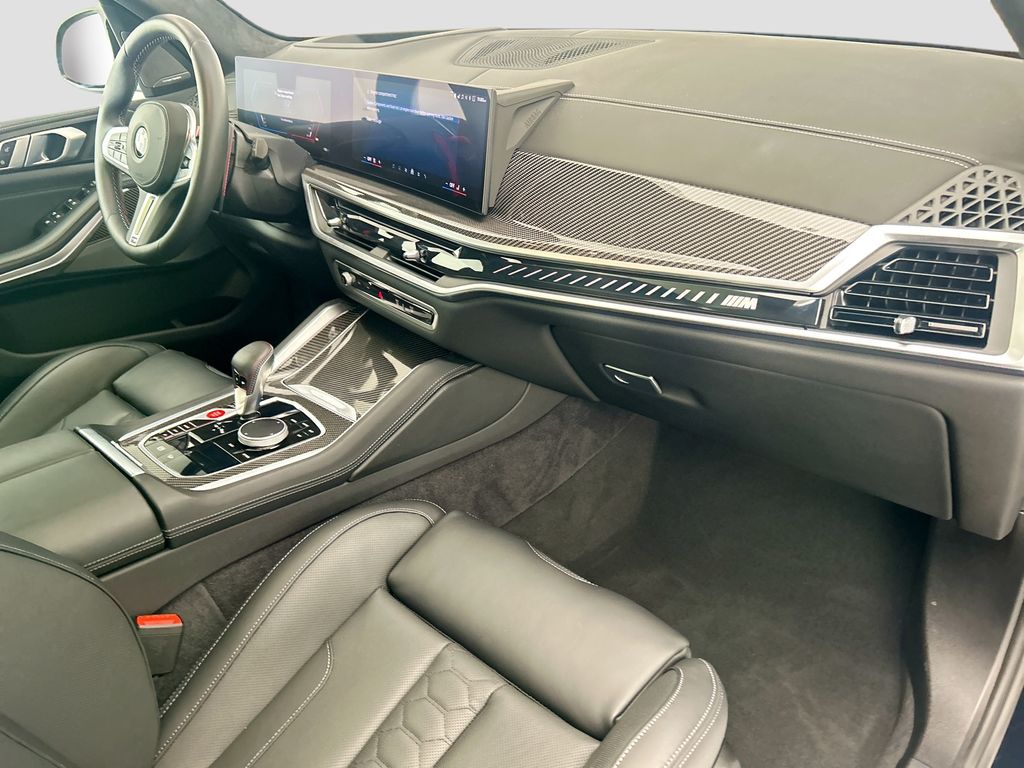 Thumbnail: 2026 BMW X5 - 16