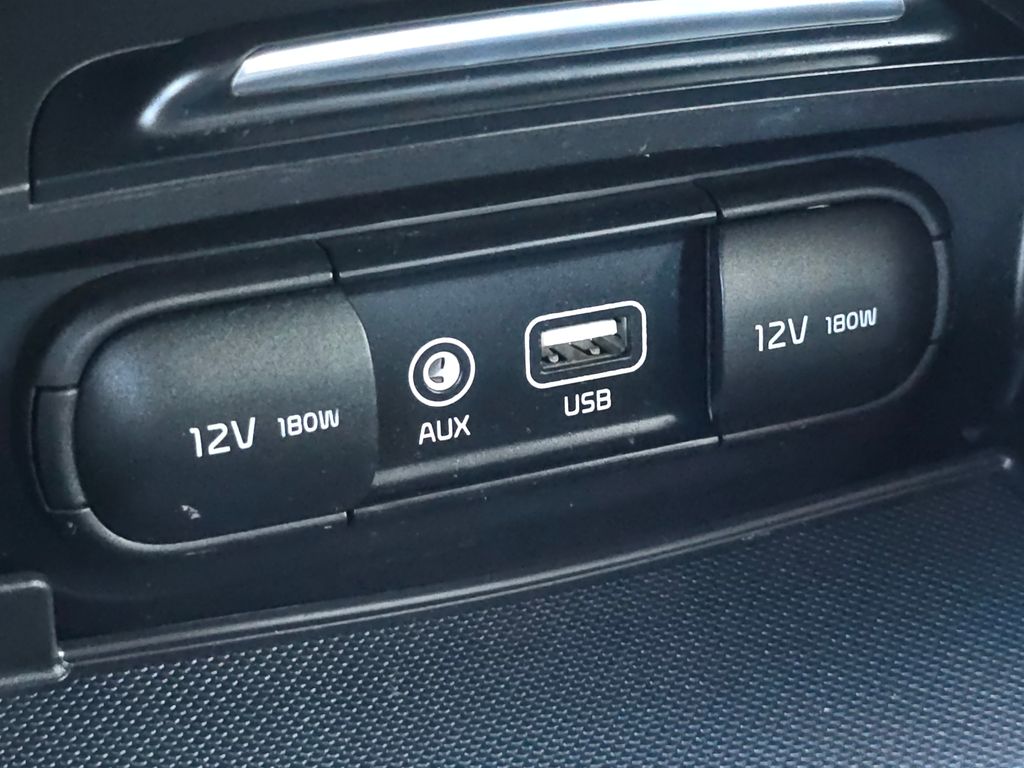2017 Kia Optima LX photo 27