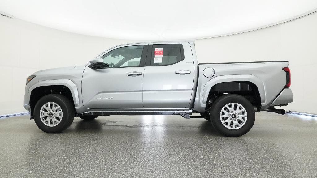 Thumbnail: 2025 Toyota Tacoma - 26