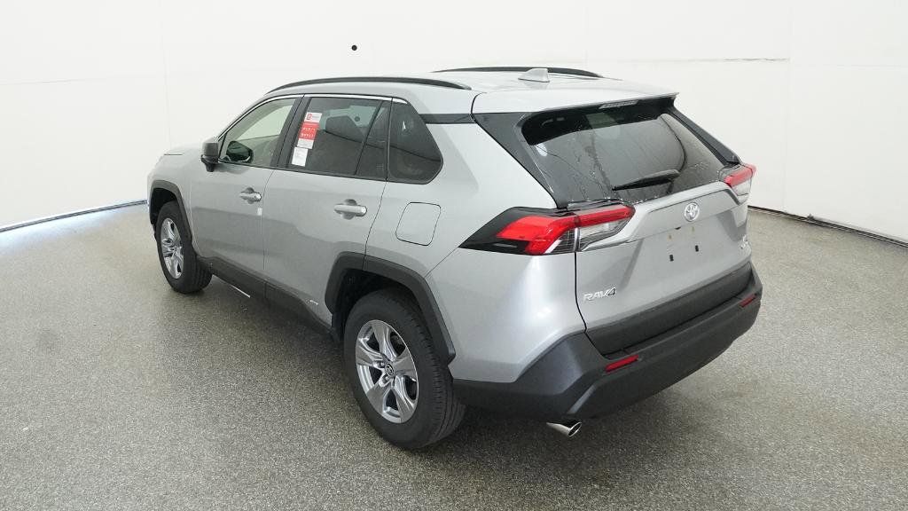 Thumbnail: 2025 Toyota RAV4 - 23