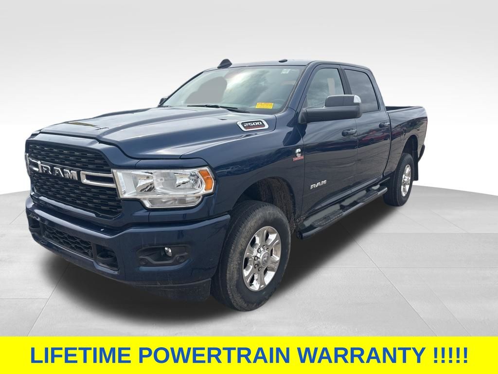 2022 RAM 2500 Big Horn Crew Cab 4WD