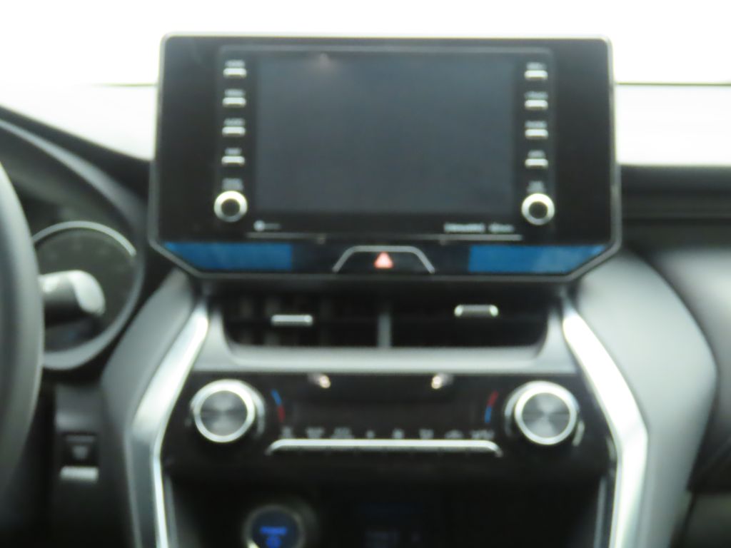 2021 Toyota Venza LE 14