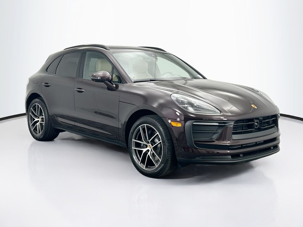 Thumbnail: 2026 Porsche Macan - 9