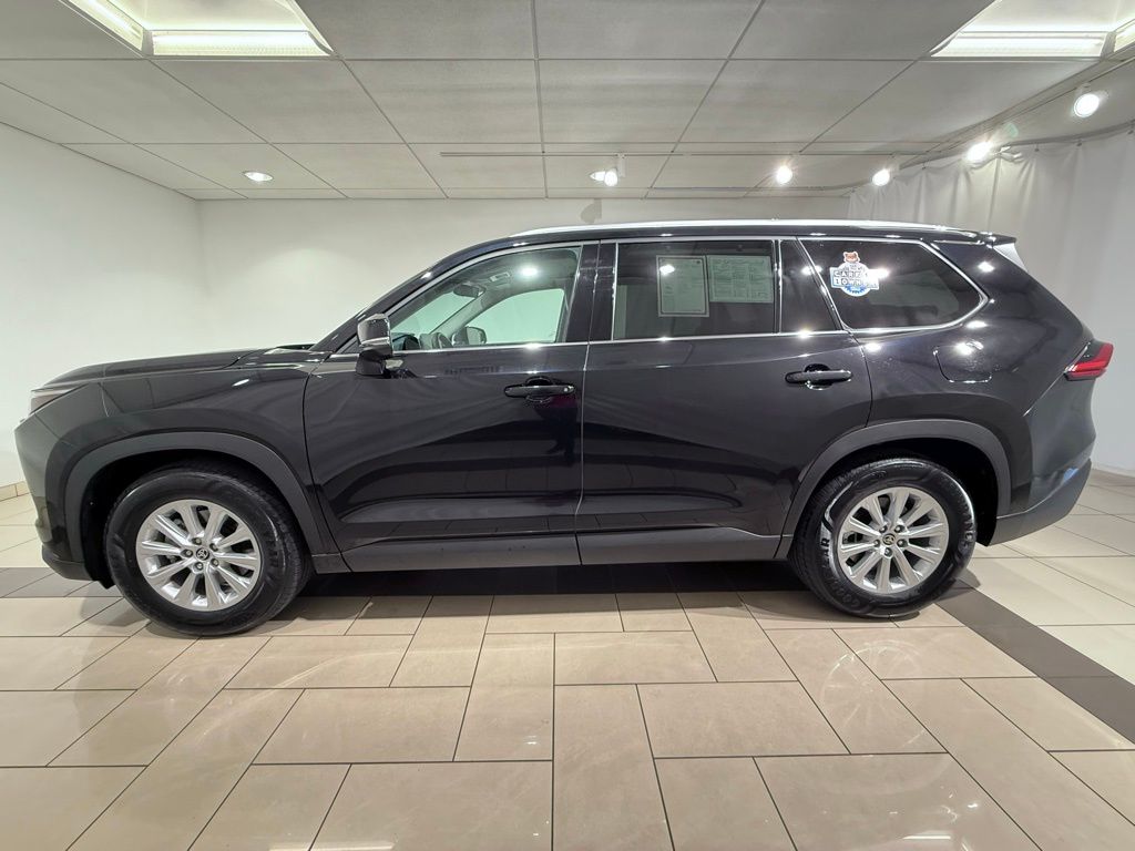 Thumbnail: 2024 Toyota Grand Highlander - 2