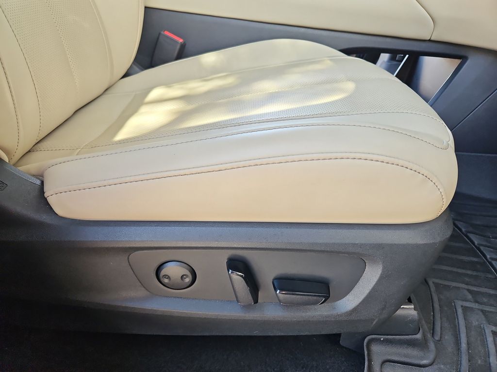 2023 INFINITI QX60 PURE Black at Lugoff Nissan
