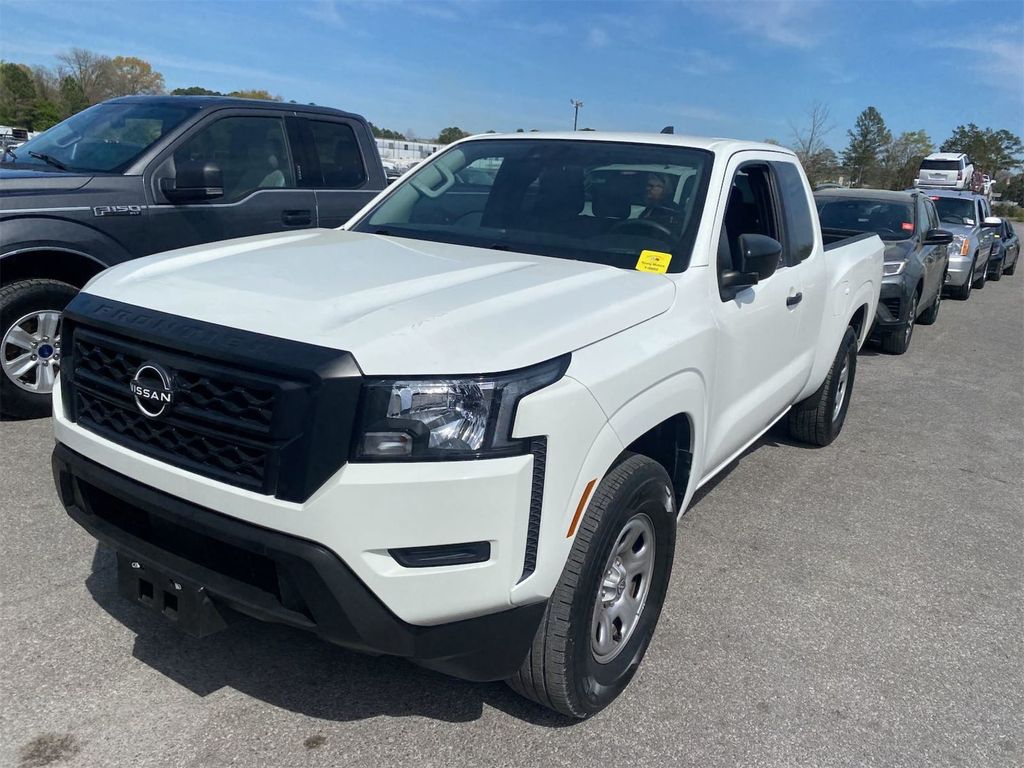2022 Nissan Frontier S King Cab RWD