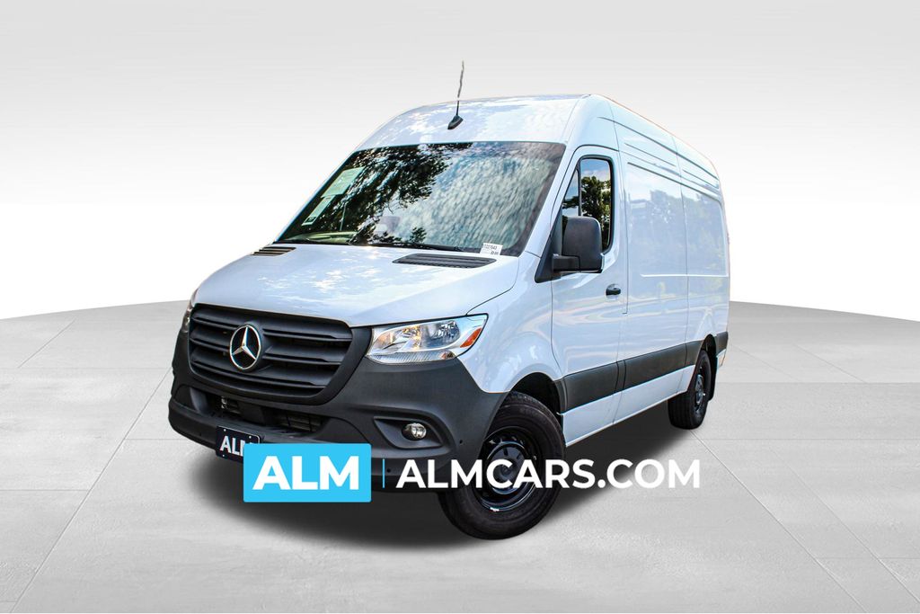 2025 Mercedes-Benz Sprinter 2500 Cargo 144 WB