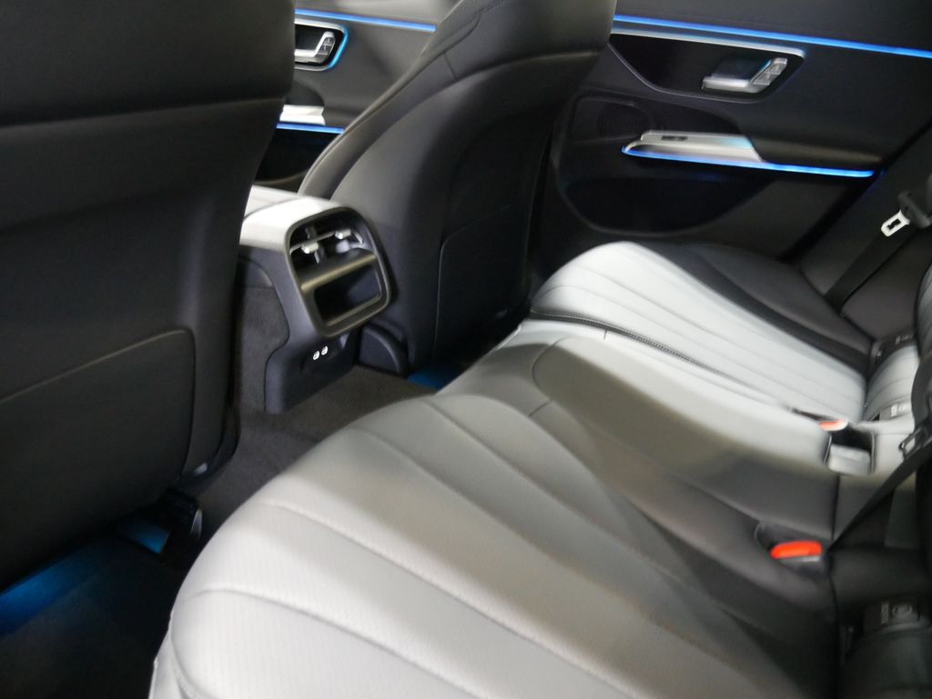 Thumbnail: 2026 Mercedes-Benz E-Class - 22