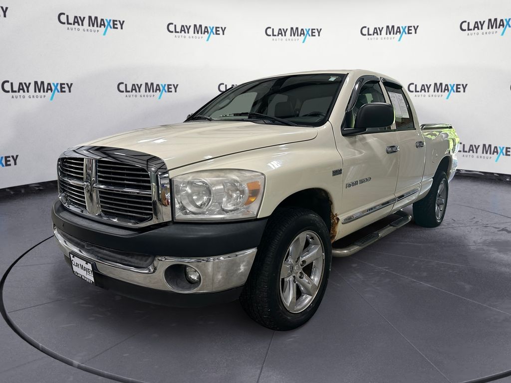 Cool Vanilla Clearcoat 2007 Dodge RAM 1500 SLT Quad Cab 4WD Pickup Truck Four-Wheel Drive 5-Speed Automatic