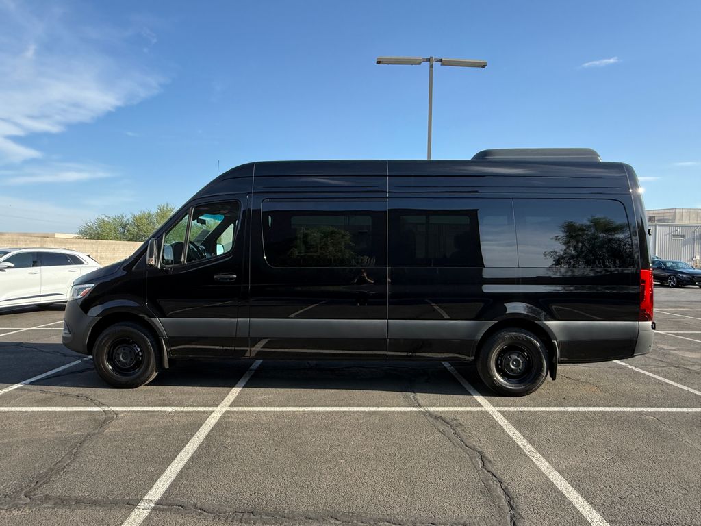 Thumbnail: 2026 Mercedes-Benz Sprinter - 8