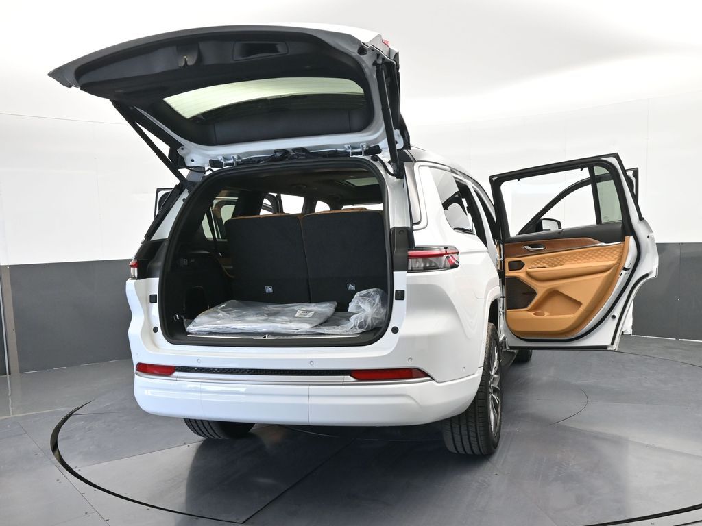 New 2026 Bright White Clearcoat Jeep Summit image 74