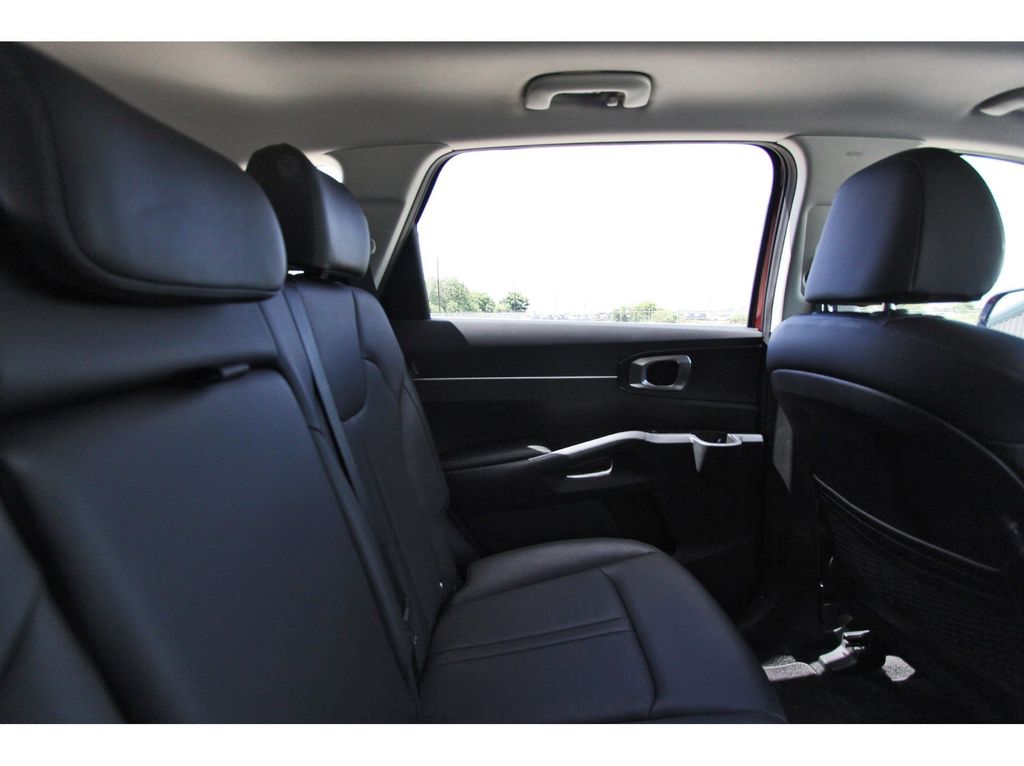 Used 2025 Kia Sorento SUV