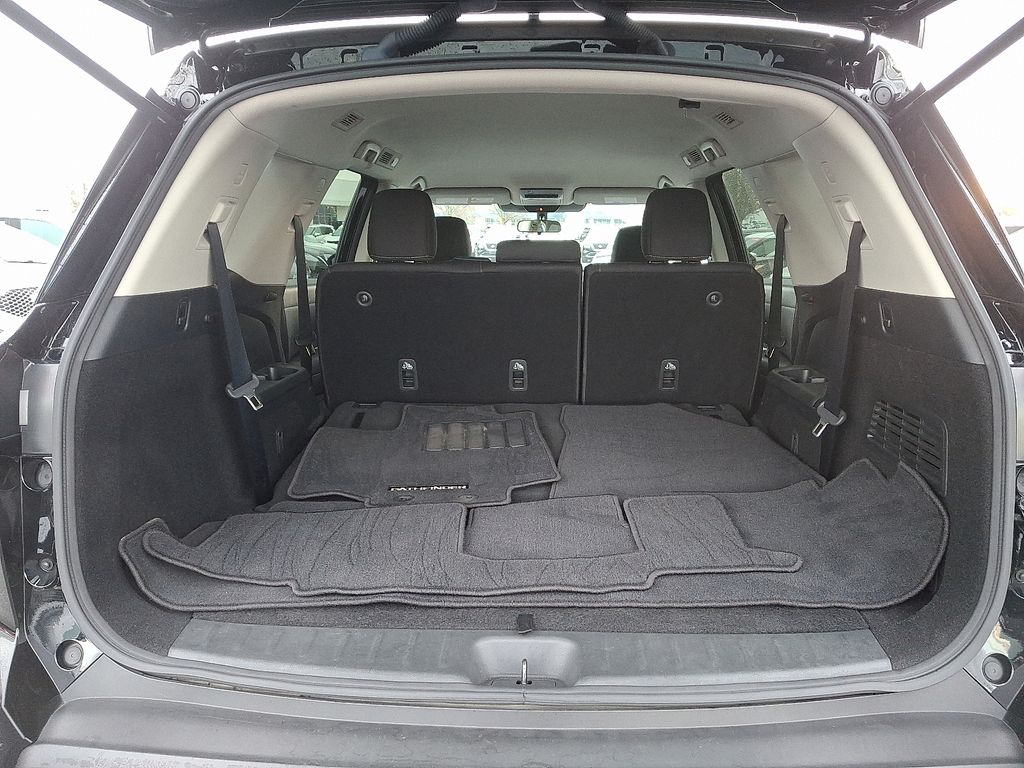 Thumbnail: 2023 Nissan Pathfinder - 29