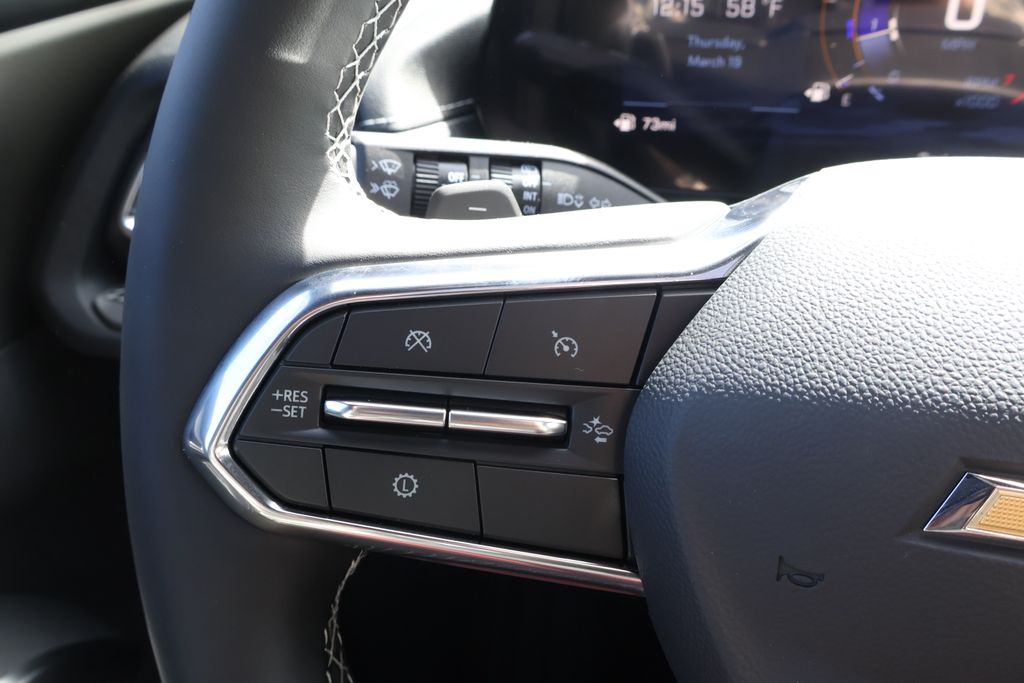 Thumbnail: 2026 Chevrolet Traverse - 23