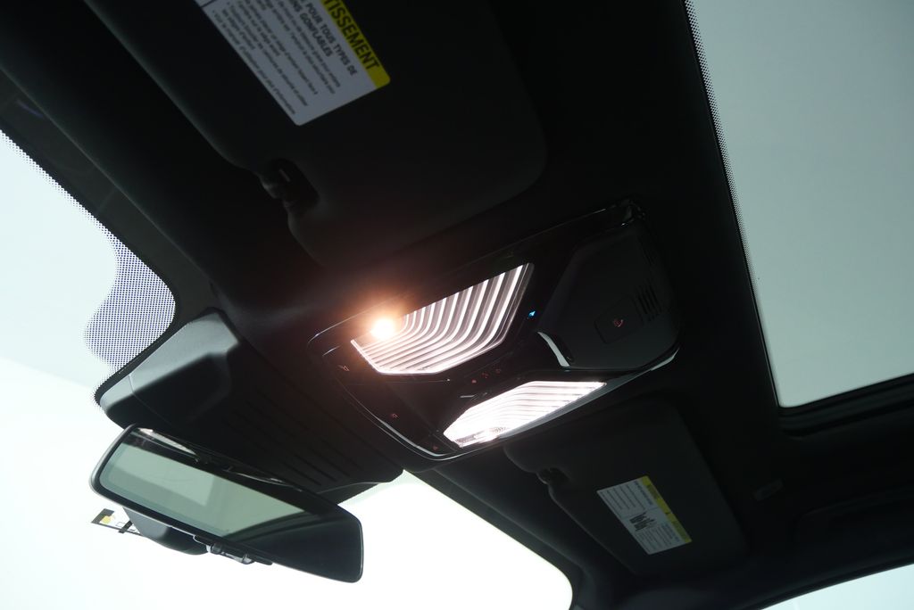 Thumbnail: 2025 BMW X5 - 21