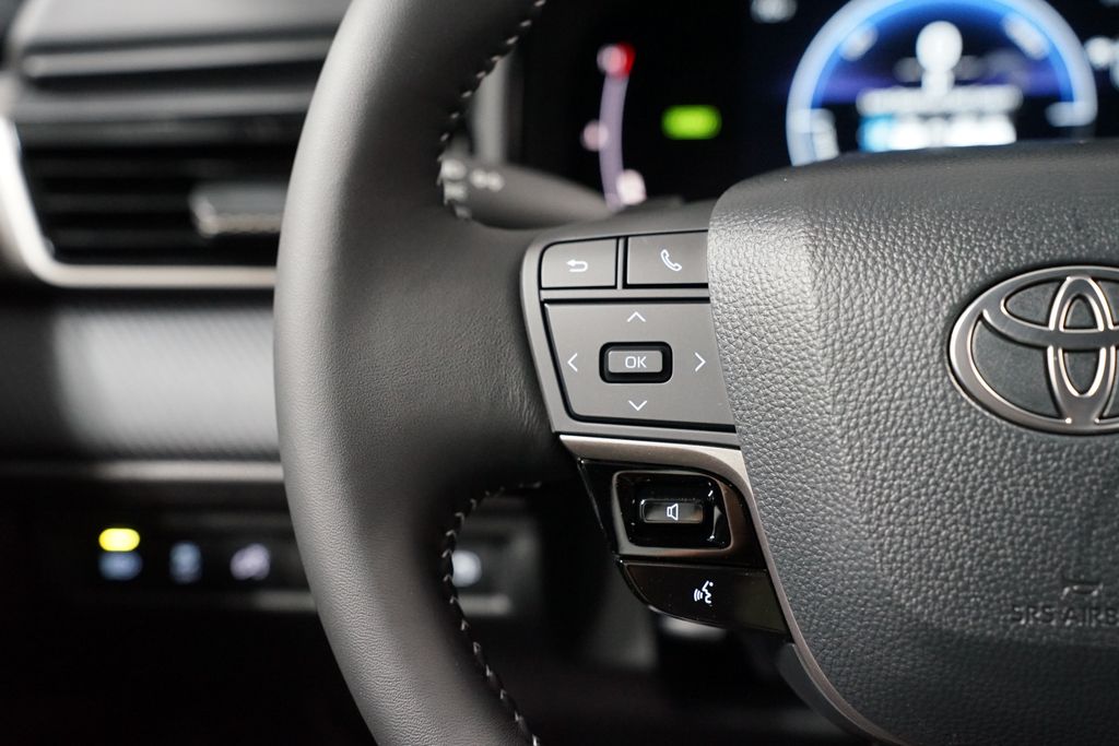 Thumbnail: 2026 Toyota Camry - 14