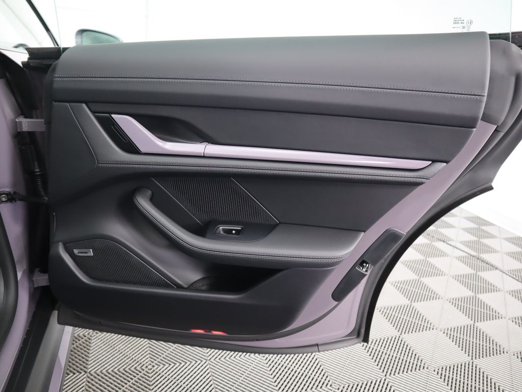 Thumbnail: 2025 Porsche Taycan - 28