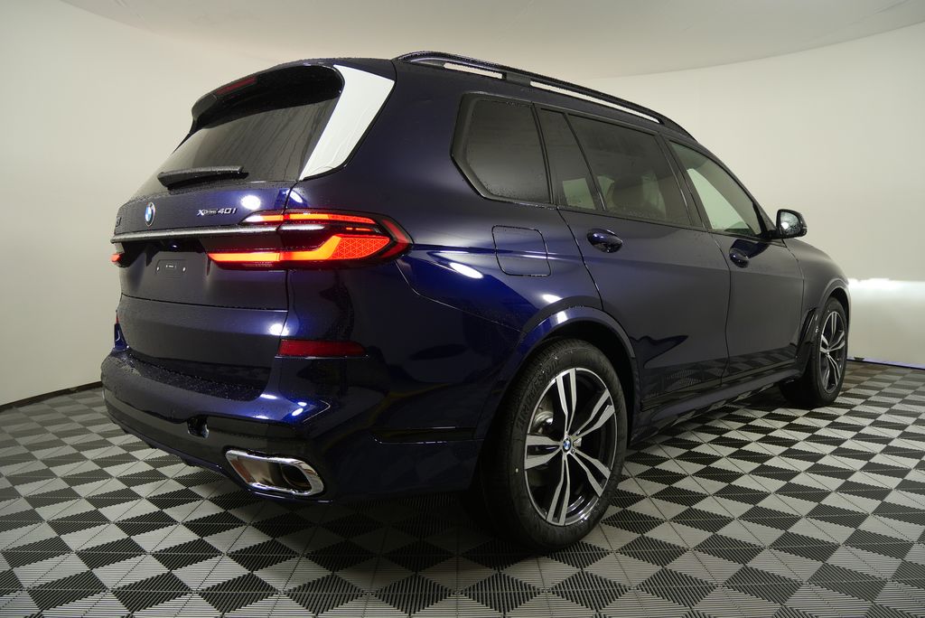 2026 BMW X7 xDrive40i 3