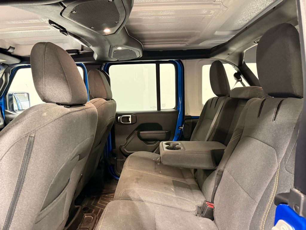 Thumbnail: 2024 Jeep Wrangler - 11