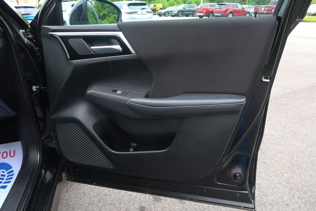 2024 Mitsubishi Outlander ES 2.5 S-AWC