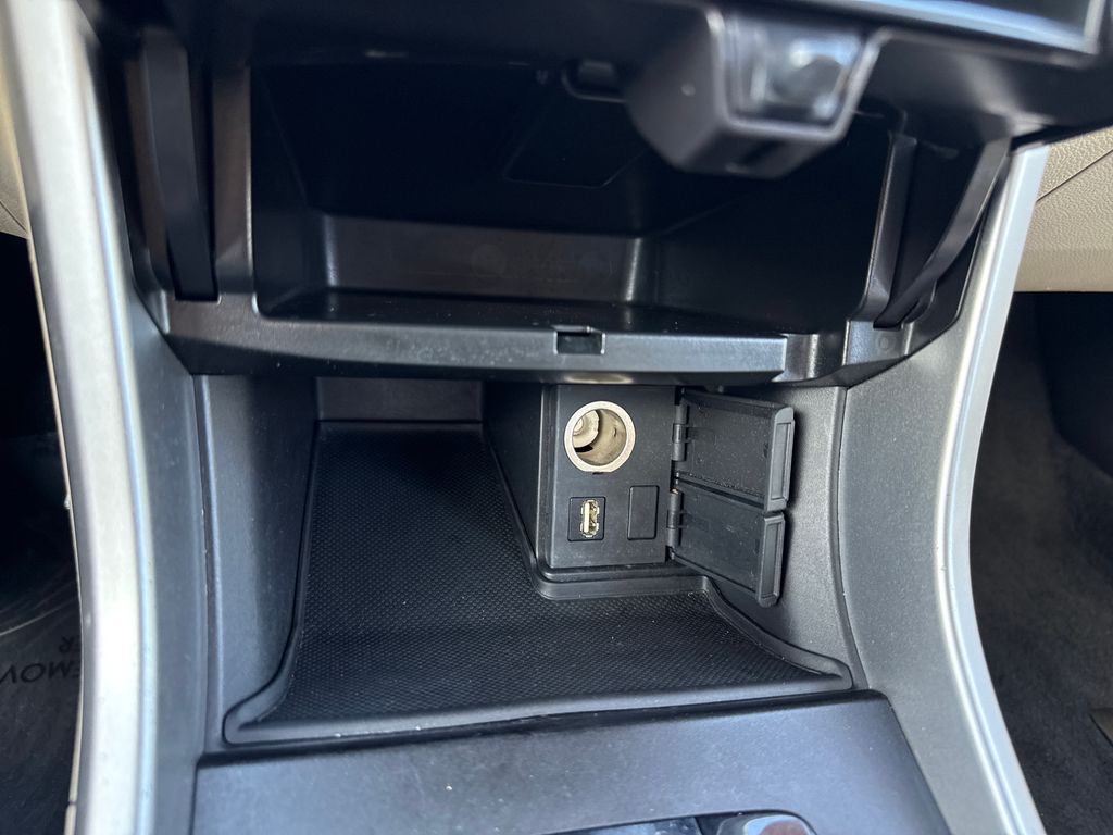 Used 2014 Beige Honda LX image 21