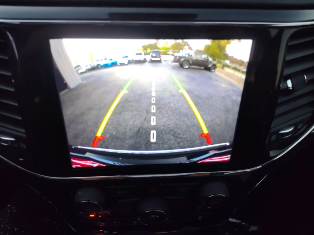 Used Car 2021 Jeep Grand Cherokee  Limited For Sale Under $30,000 In Austin, Texas