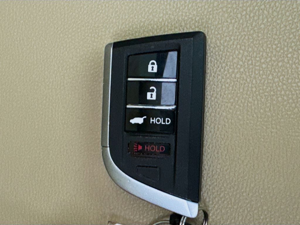 Used Car 2023 Acura Mdx  3.5l For Sale Under $35,000 In Austin, Texas