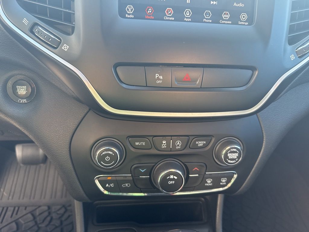 2019 Jeep Cherokee Latitude Plus FWD