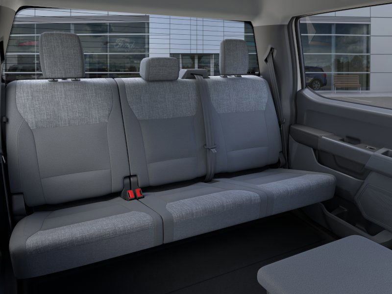 2026 Ford Super Duty F-350 DRW XLT