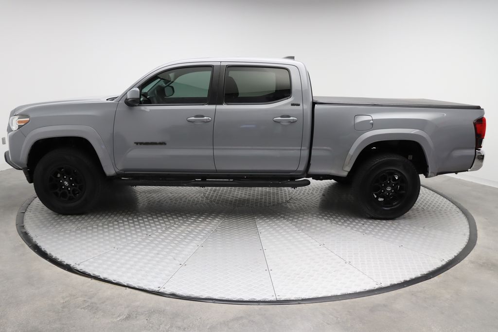 2020 Toyota Tacoma SR5 12