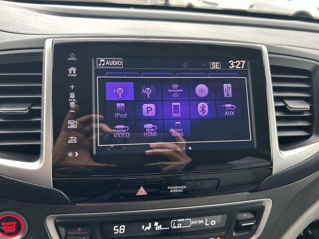 Thumbnail: 2017 Honda Pilot - 16