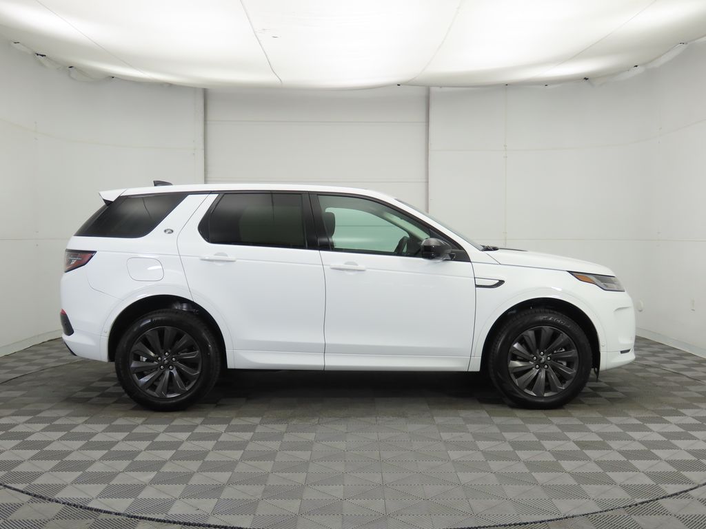 Thumbnail: 2025 Land Rover Discovery Sport - 4
