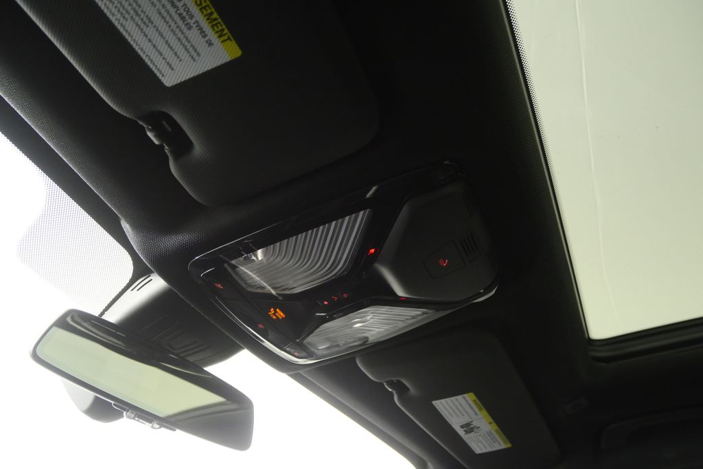 Thumbnail: 2023 BMW X5 - 21